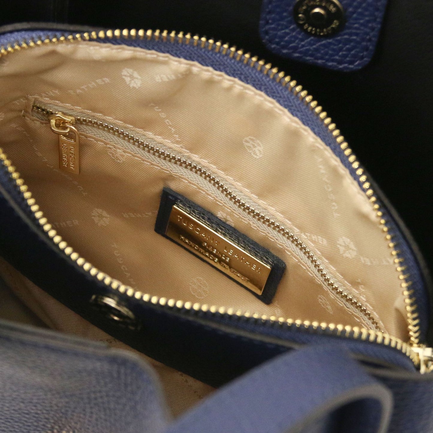 Soave - Soft leather handbag | TL142583