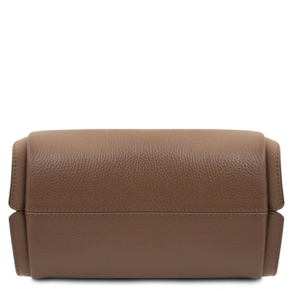 Soave - Soft leather handbag | TL142583