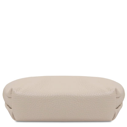 Vera - Soft leather toiletry case | TL142438