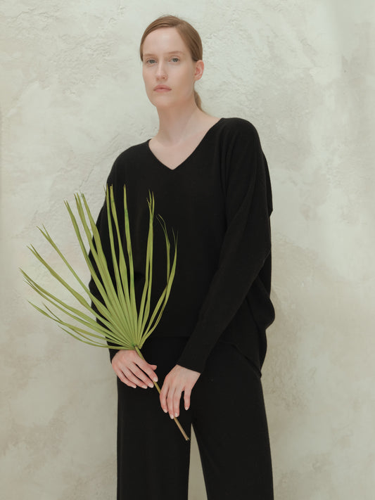 Knitwear Black / S Wool & Cashmere Mix Maxi V-Neck Sweater San Rocco Italia