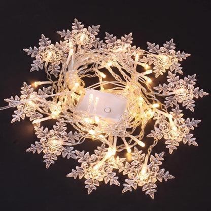 Flashing Indoor/Outdoor Snowflake LED Curtain Lights with 8 modes - Premium Christmas Lights - Just €29.95! Shop now at San Rocco Italia