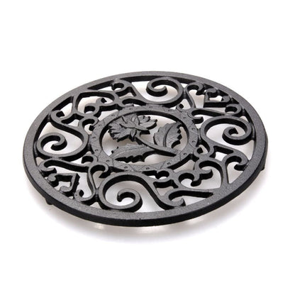 Chrysanthemum Cast Iron Trivet with Legs | 13.8 cm (5.43 inches) - Premium  - Just €28.95! Shop now at San Rocco Italia