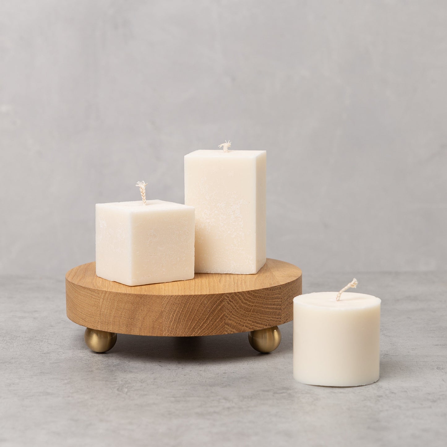 Vegan rectangular or cube shaped ivory pillar candles | Rapeseed wax - Premium Home Decor - Shop now at San Rocco Italia