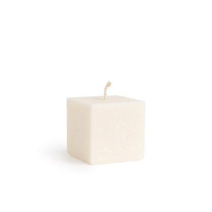 Vegan rectangular or cube shaped ivory pillar candles | Rapeseed wax - Premium Home Decor - Shop now at San Rocco Italia