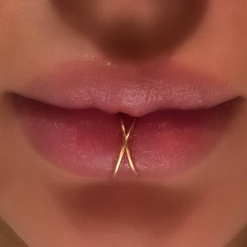 Criss Cross Lip Ring | Handmade 14K Gold Filled or 925 Sterling Silver - Premium Jewelry & Accessories - Earrings - Shop now at San Rocco Italia