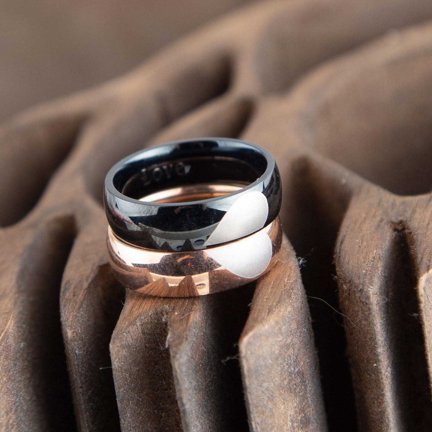 Heart Couple Rings Set in Rose Gold and Black | Free engraving - Premium Jewelry & Watches - Just €44.95! Shop now at San Rocco Italia