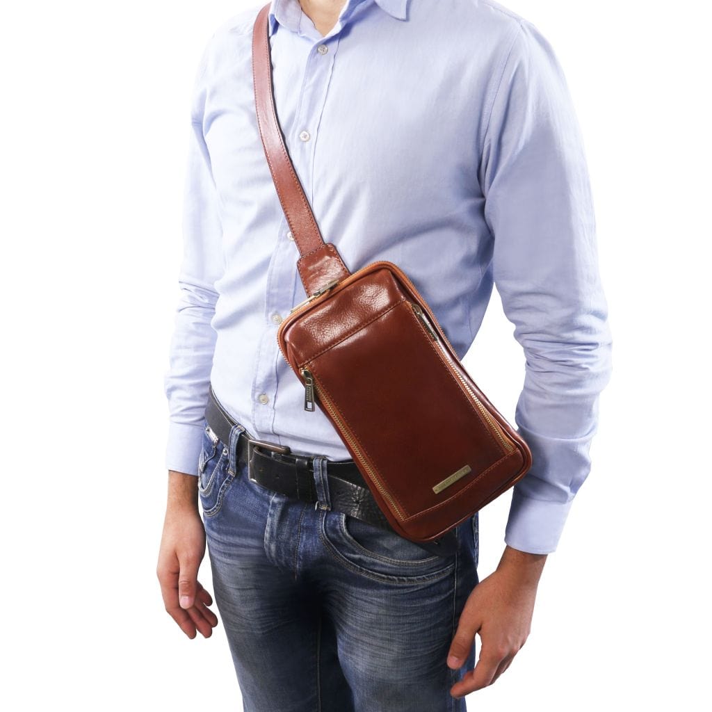 Martin - Leather crossover bag | TL141536 men's sling bag - Premium Leather bags for men - Just €173.24! Shop now at San Rocco Italia