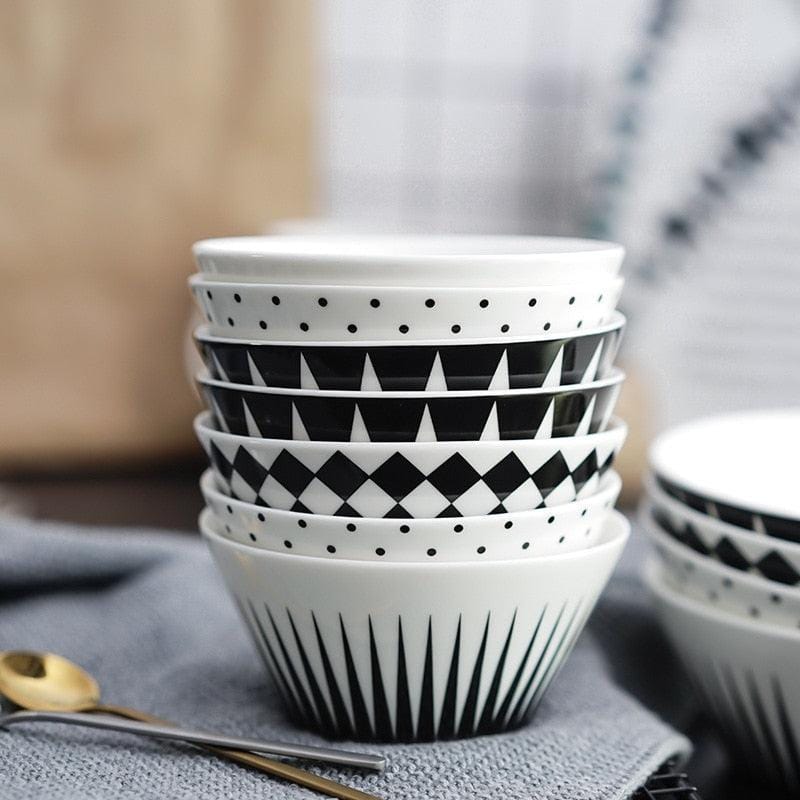 Black and White Porcelain Plates and Bowls | 22 cm (approx. 8 inches) - Tableware -  sanroccoitalia.it