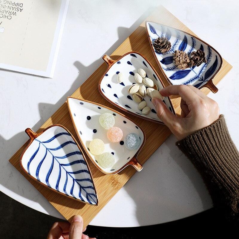 Hand-Painted Leaf Aperitivo Snack Dishes - Premium Tableware - Shop now at San Rocco Italia