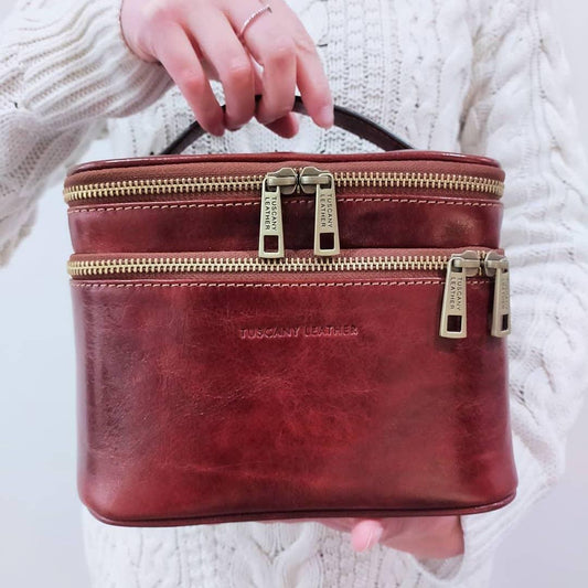 Travel leather accessories Eliot - Leather toiletry bag train case | TL142045 San Rocco Italia