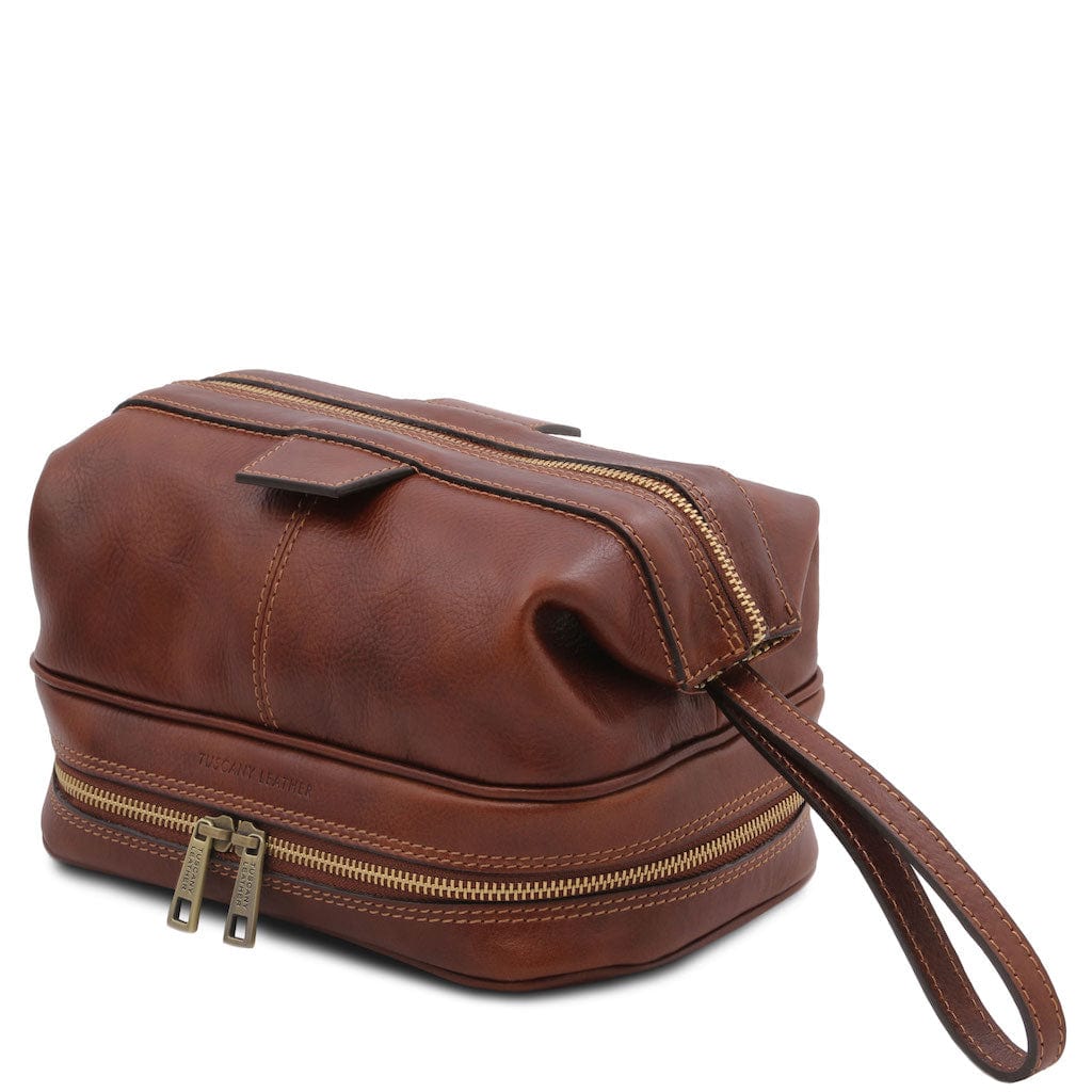 Jacob - Leather toiletry bag | TL142204 - Premium Travel leather accessories - Shop now at San Rocco Italia