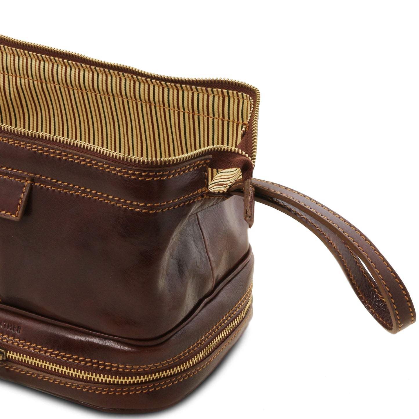 Patrick - Leather toiletry bag | TL141717 - Premium Travel leather accessories - Shop now at San Rocco Italia